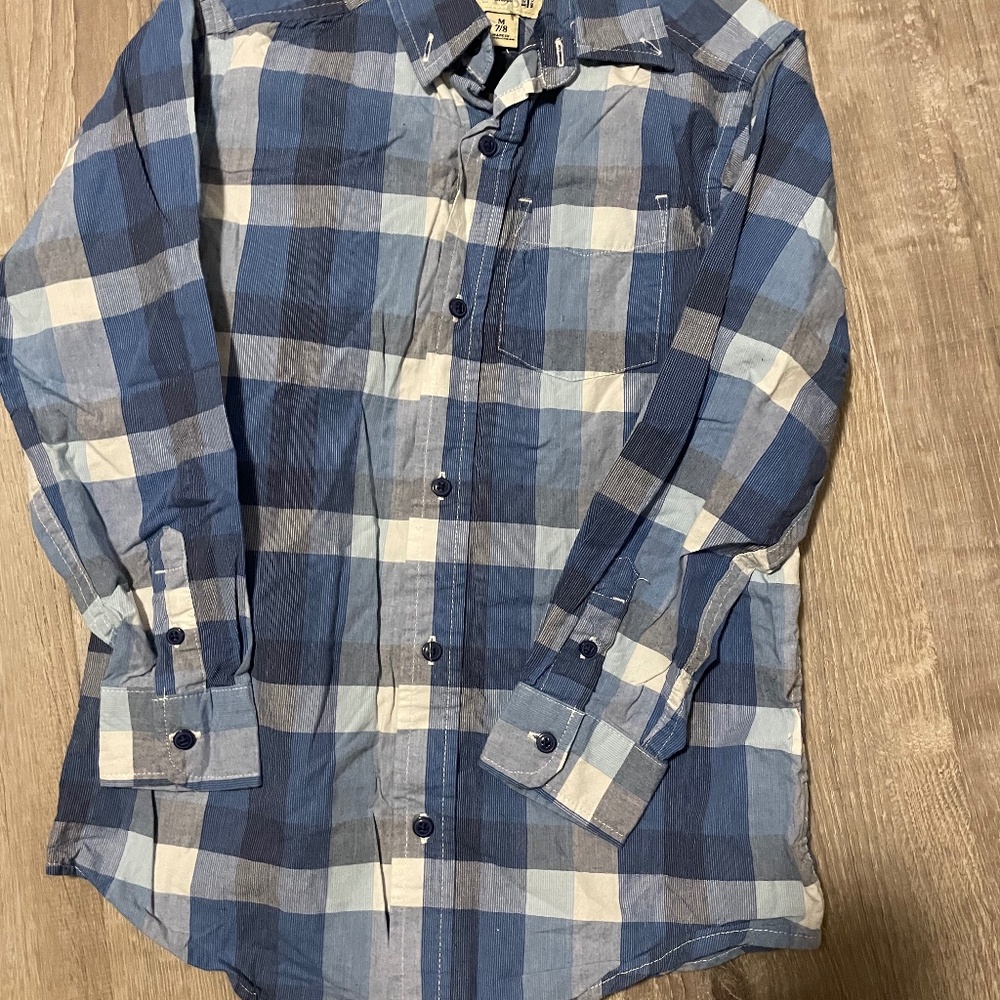Boys Medium Childrens Place Button Down Shirt